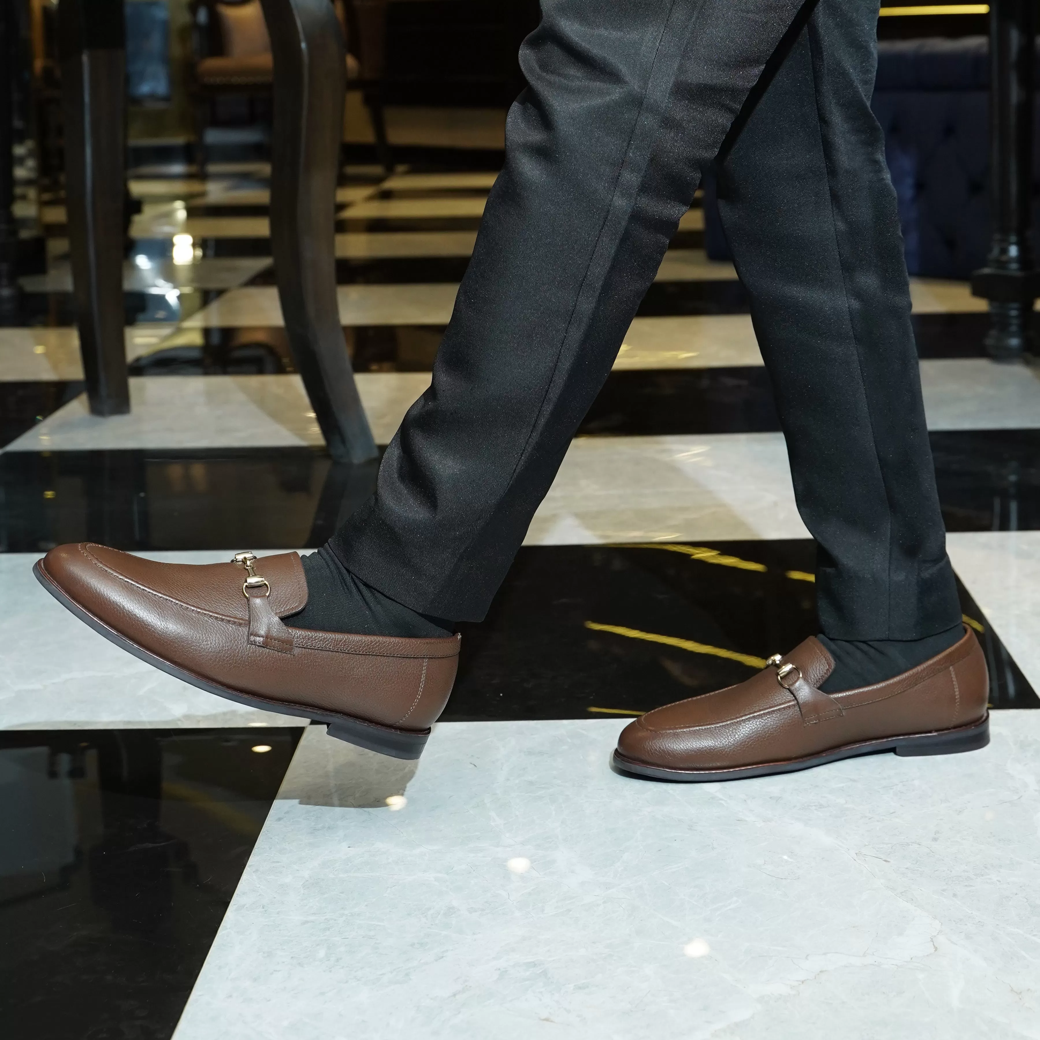 Abada - Men's  Brown Pebble Grain Leather Loafer