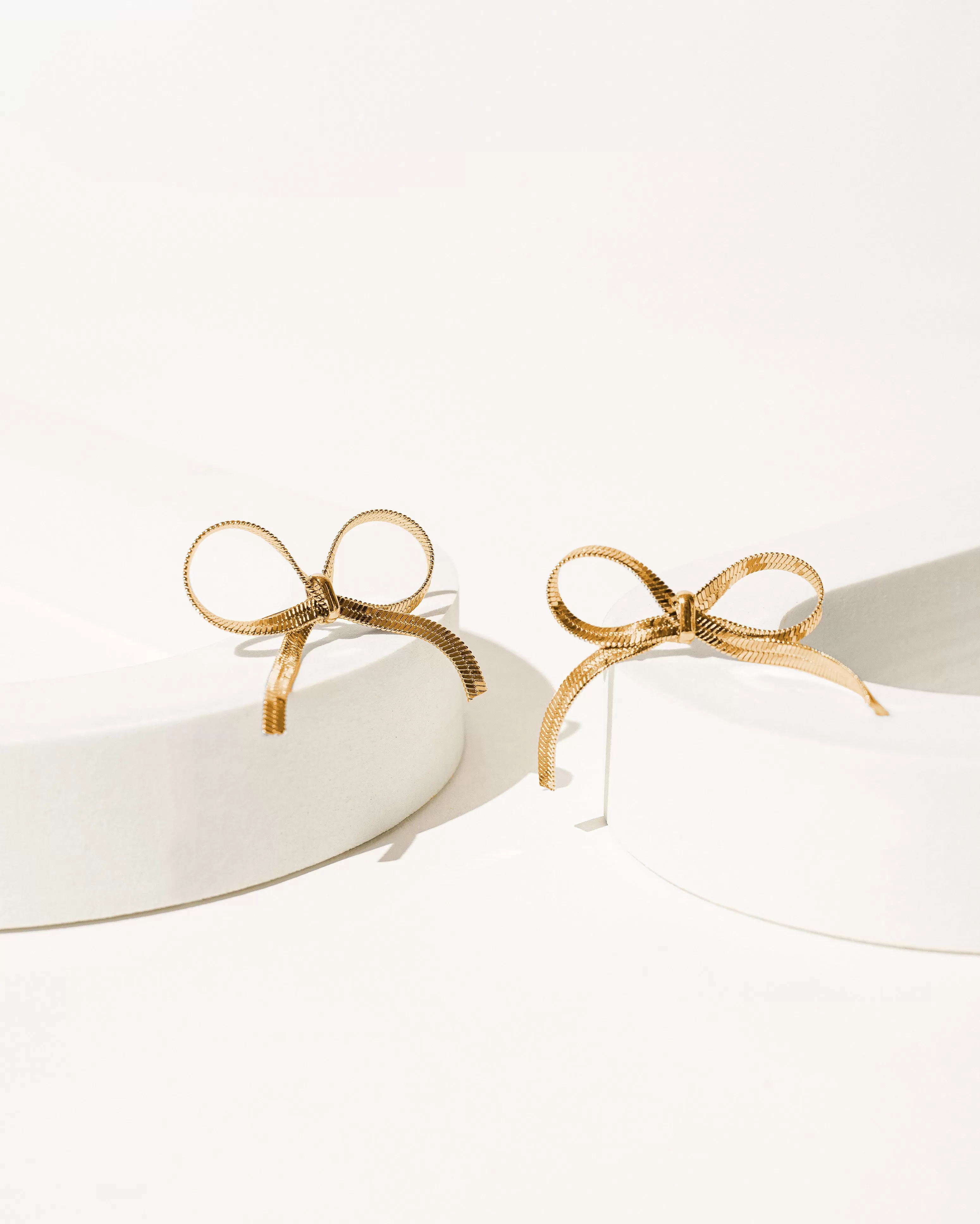 Aurie Earrings (Gold)