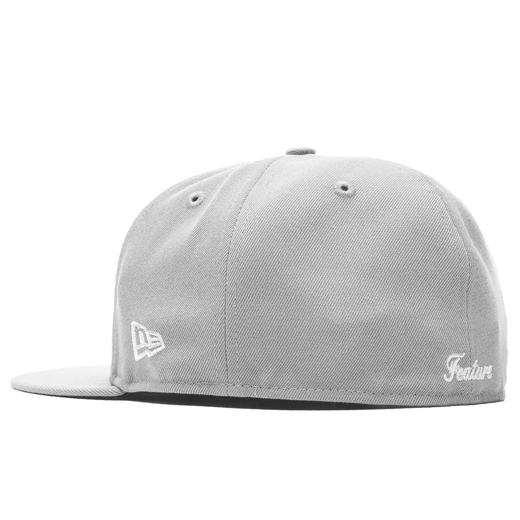 Feature x New Era OE Fitted Cap - Grey/Off-White