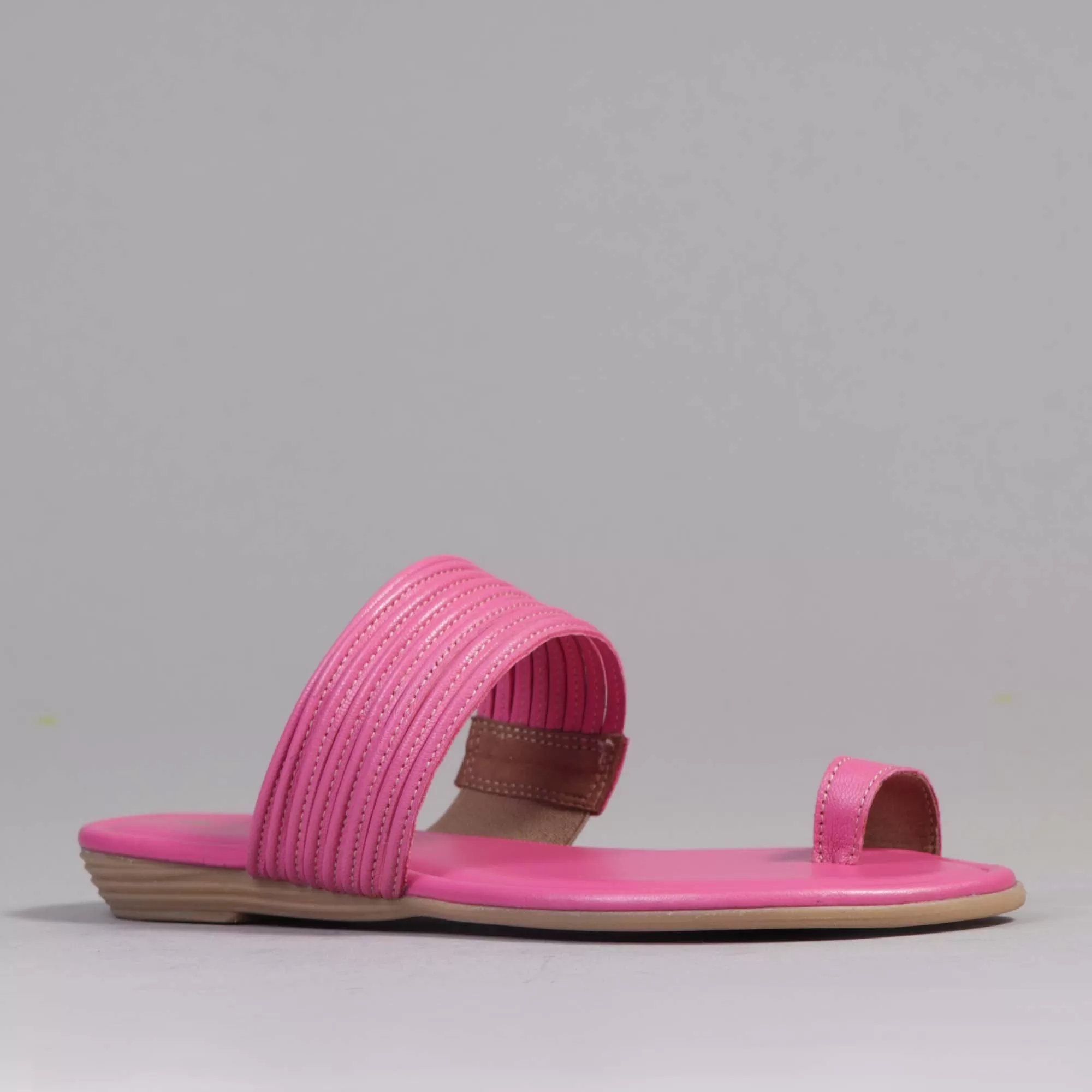 Flat strappy thong sandals in Hot Pink - 12559