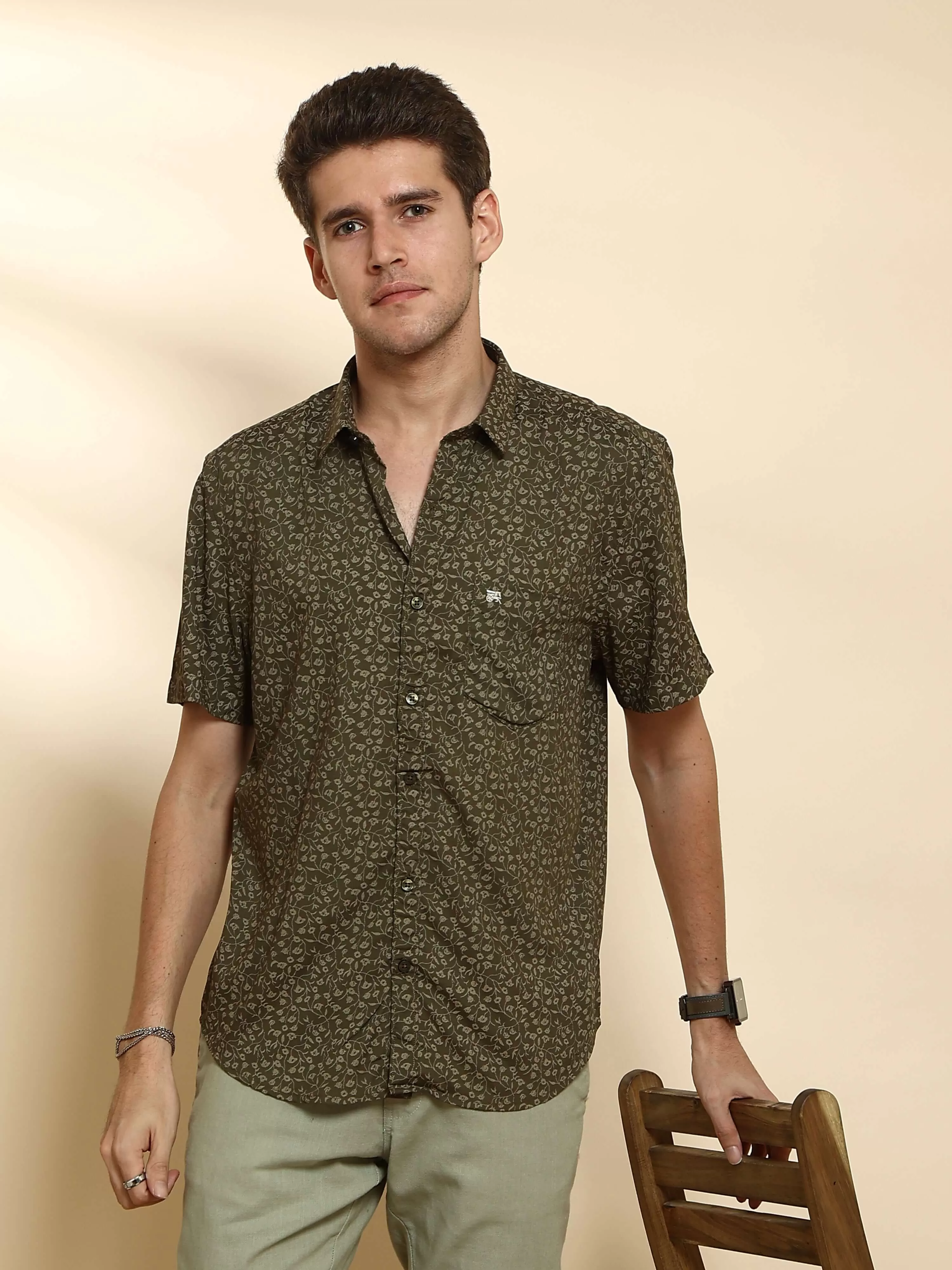 Green casual floral AOP half sleeves shirt