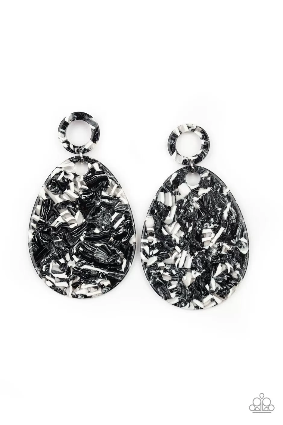 Paparazzi Retro-politan - Black Earrings